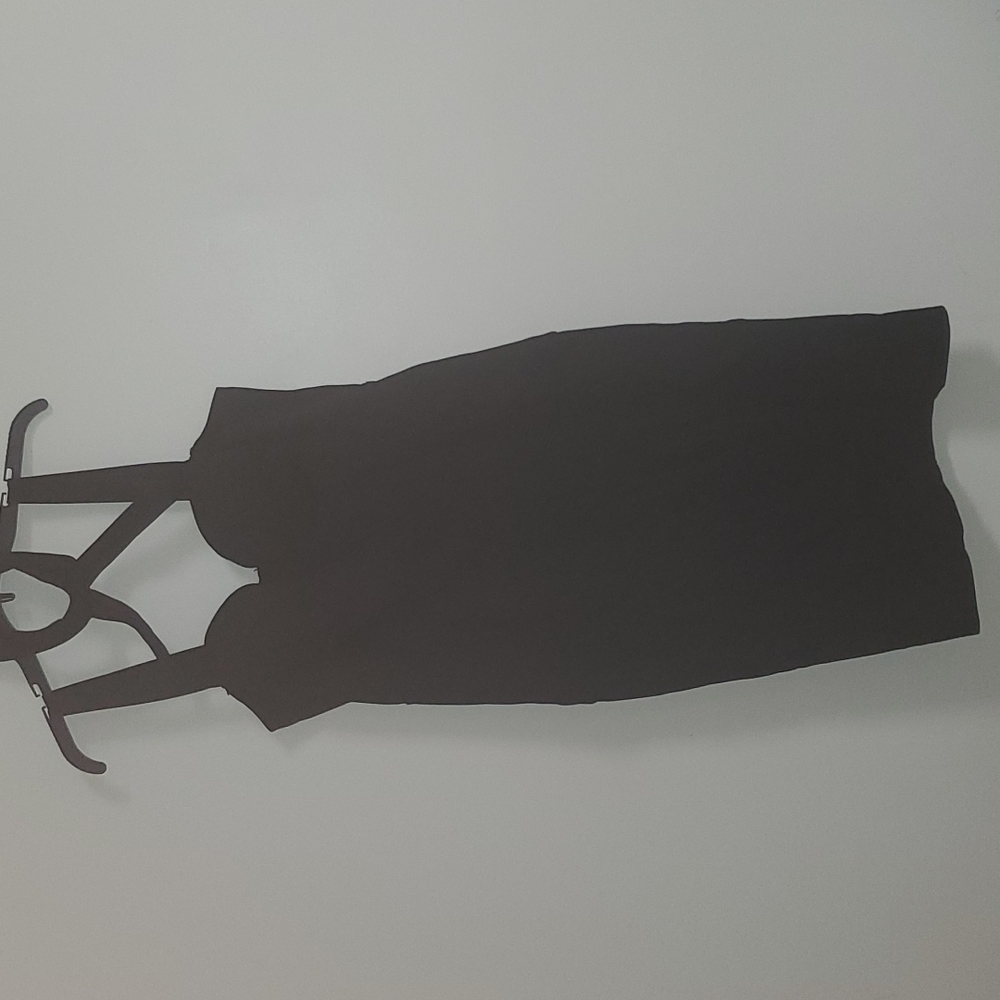 Black bodycon dress